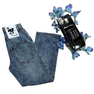 Free People Sandrine Rose NWT Medium Wash Distressed Jeans Women 25